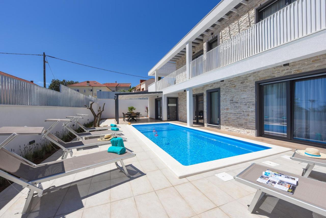 Villa Pjaula Zara Esterno foto